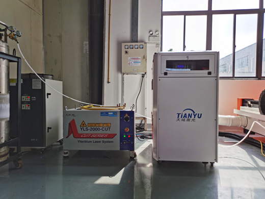 激光切割機現場實圖2